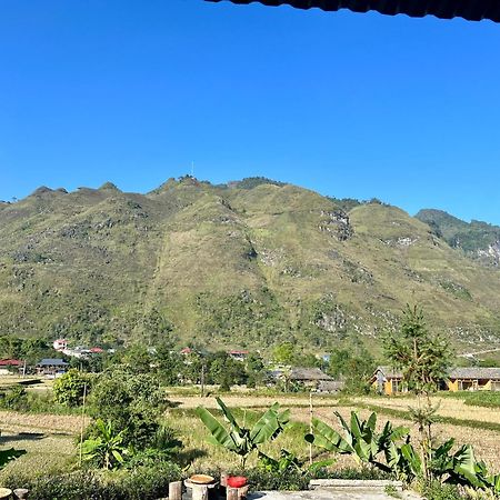 Du Gia Van Chung Homestay Làng Cac Eksteriør bilde