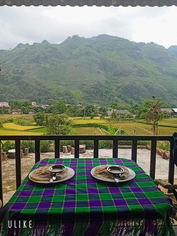Du Gia Van Chung Homestay Làng Cac Eksteriør bilde